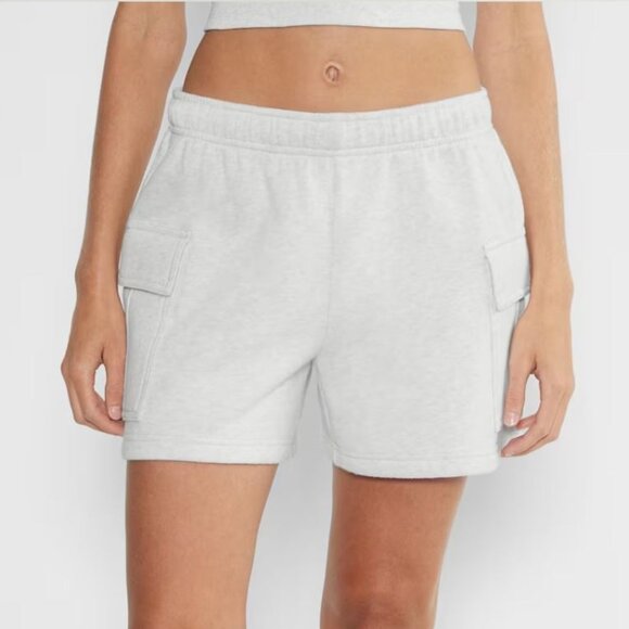 Aritzia Light Gray Cozy Sweatfleece Cargo Short - SIze S - Picture 1 of 10